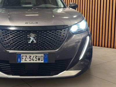 Peugeot 2008 BlueHDi 130 S&S EAT8 Allure Pack (9)