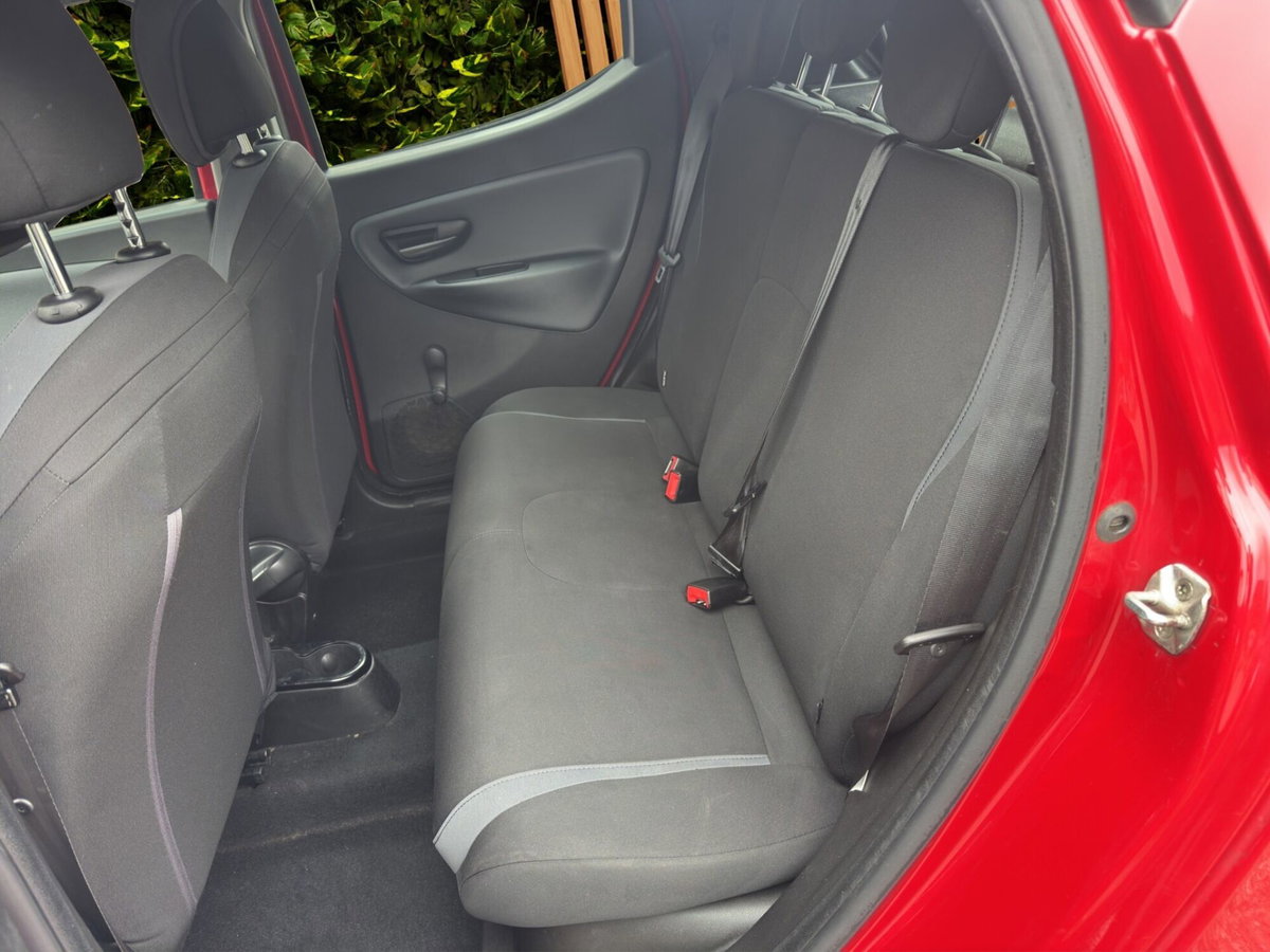 Lancia Ypsilon 1.2 69 CV 5 porte GPL Ecochic Unyca (17)
