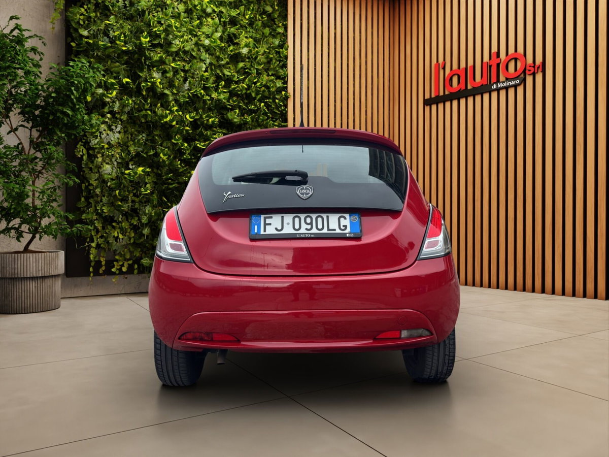 Lancia Ypsilon 1.2 69 CV 5 porte GPL Ecochic Unyca (4)