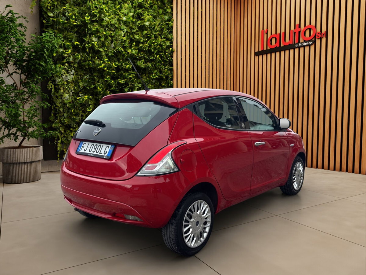Lancia Ypsilon 1.2 69 CV 5 porte GPL Ecochic Unyca (5)