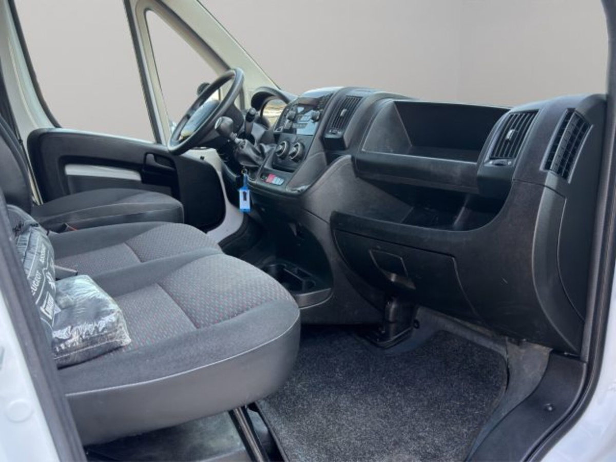 Peugeot Boxer Heavy 35 c.fisso L4 2.2 diesel 140cv S&S (9)