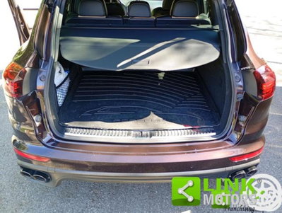 Porsche Cayenne 3.0 Diesel 250CV Platinum Edition (12)
