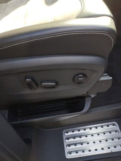 Volkswagen Multivan 2.0 TDI 204CV DSG 4Motion Comfortline (14)