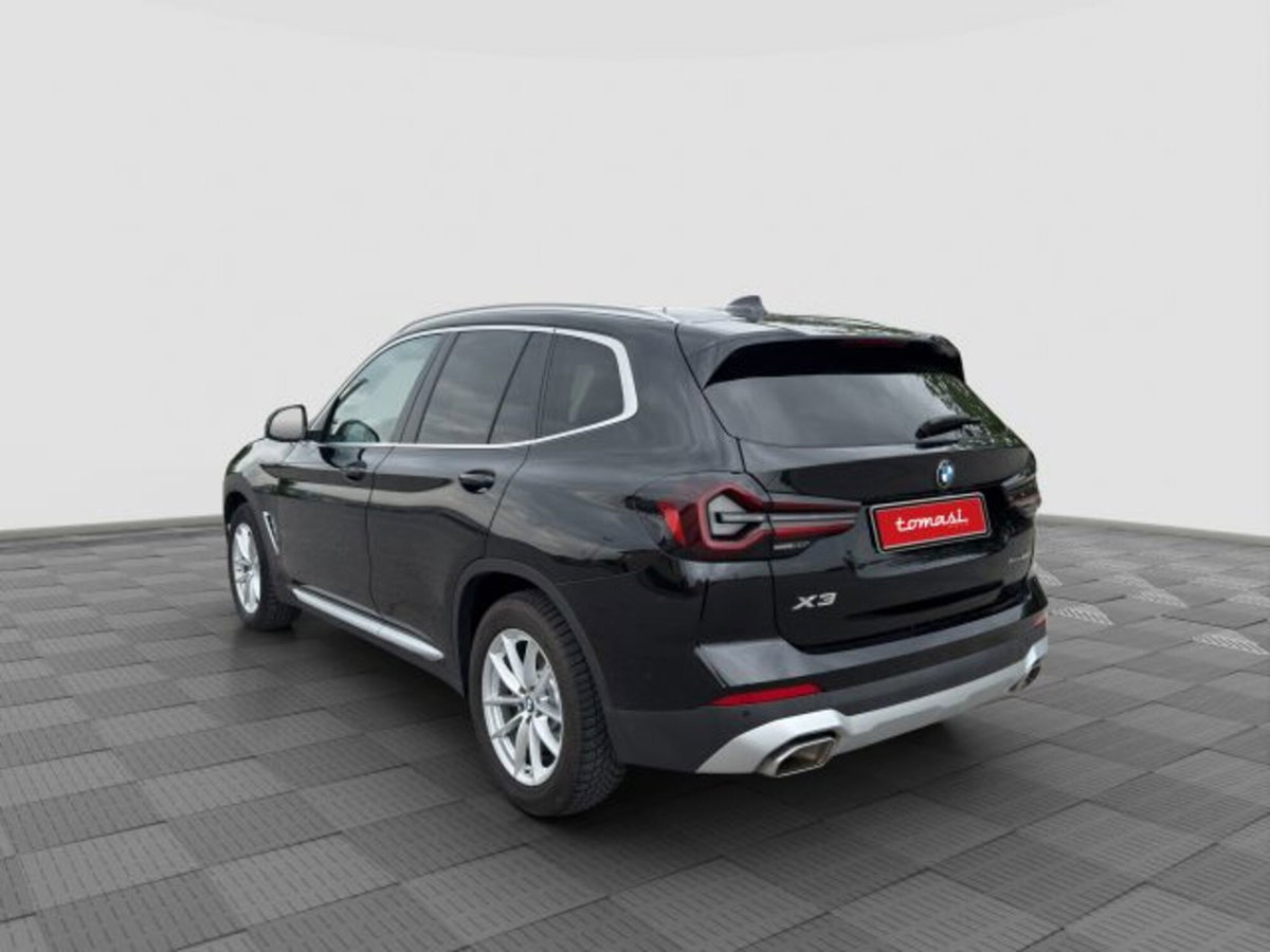 BMW X3 sDrive18d 48V Msport (3)