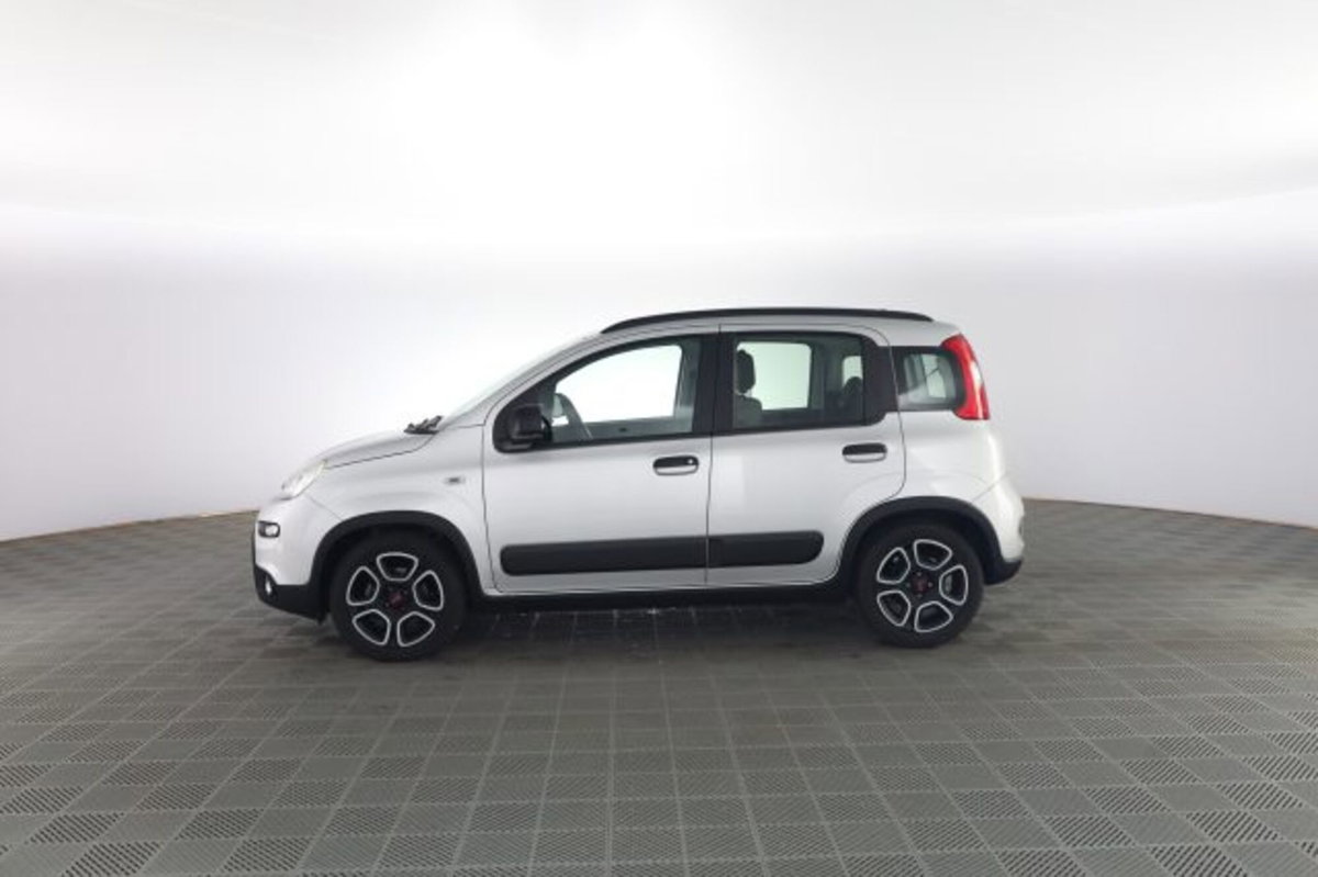 Fiat Panda 1.0 FireFly S&S Hybrid City Cross (7)