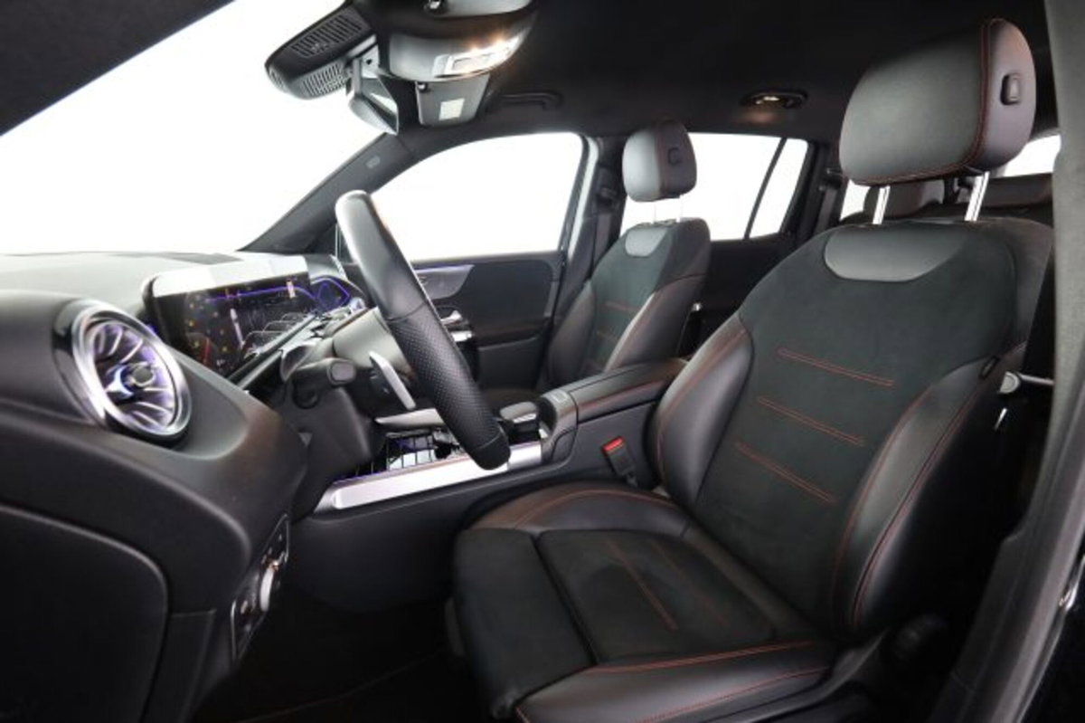 Mercedes-Benz CLA Shooting Brake 200 d Automatic 4Matic Shooting Brake Premium (2)