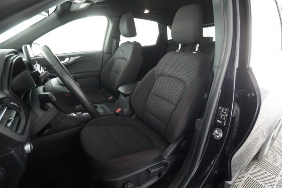 Ford Kuga 2.5 Plug In Hybrid 225 CV CVT 2WD ST-Line (9)