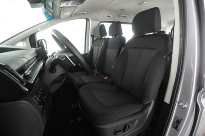 Hyundai Staria 2.2 awd auto (10)