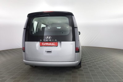 Hyundai Staria 2.2 awd auto (5)