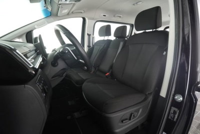 Hyundai Staria 2.2 awd auto (10)