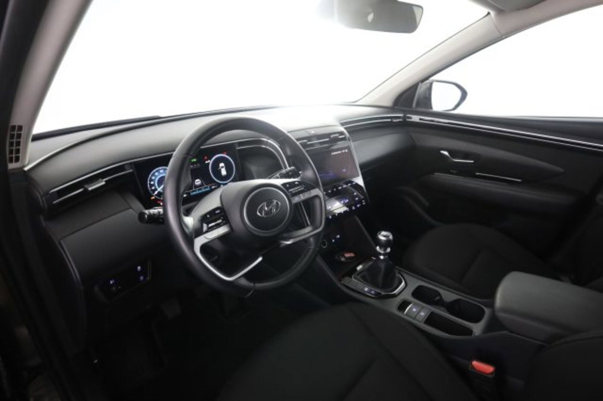 Hyundai Tucson 1.6 crdi 48V Xline 2wd imt (9)