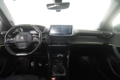 Peugeot 2008 BlueHDi 100 S&S GT Line (12)