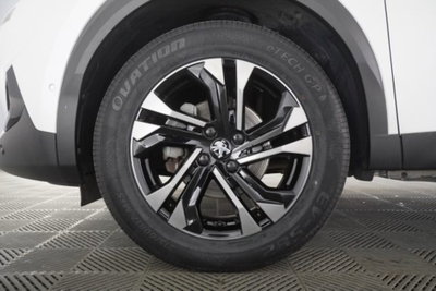 Peugeot 2008 BlueHDi 100 S&S GT Line (16)