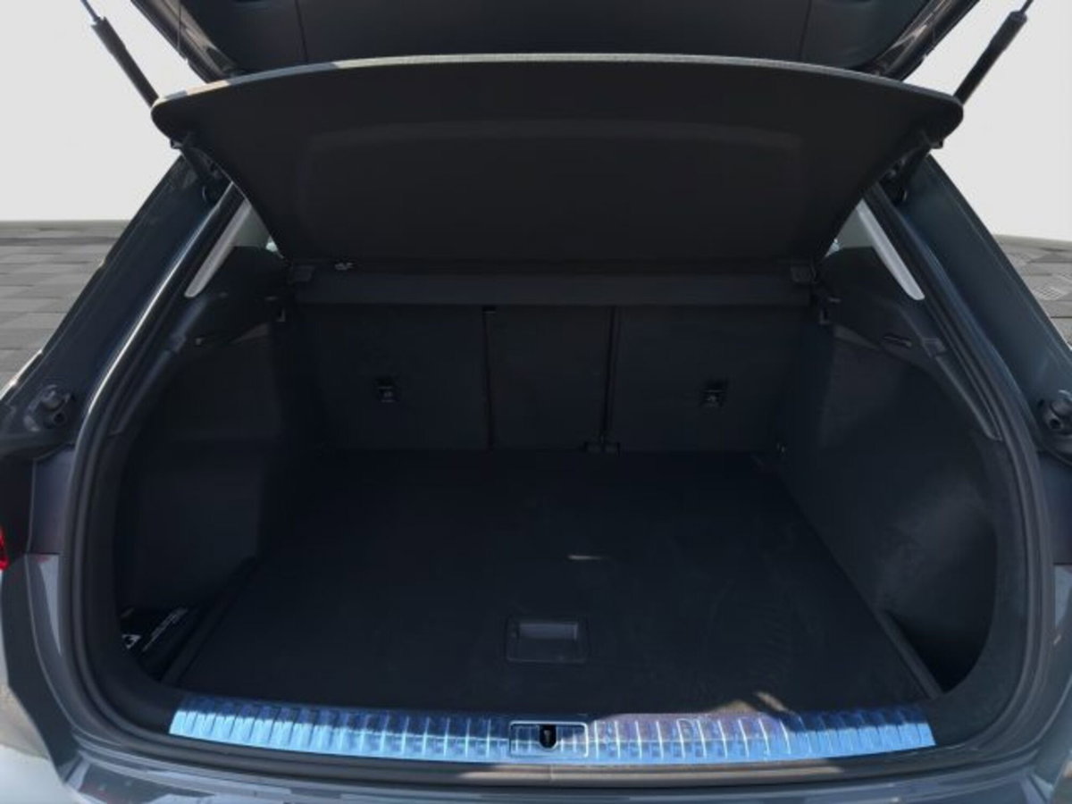 Audi Q3 35 TDI quattro S tronic Business Advanced (13)