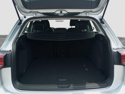 Volkswagen Golf Variant 2.0 TDI SCR DSG Life (14)