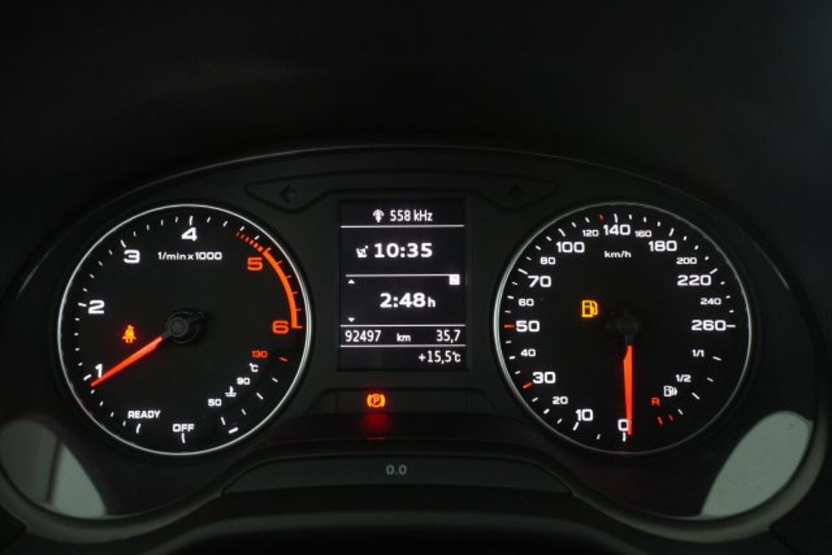 Audi Q2 Q2 30 TDI Business (15)