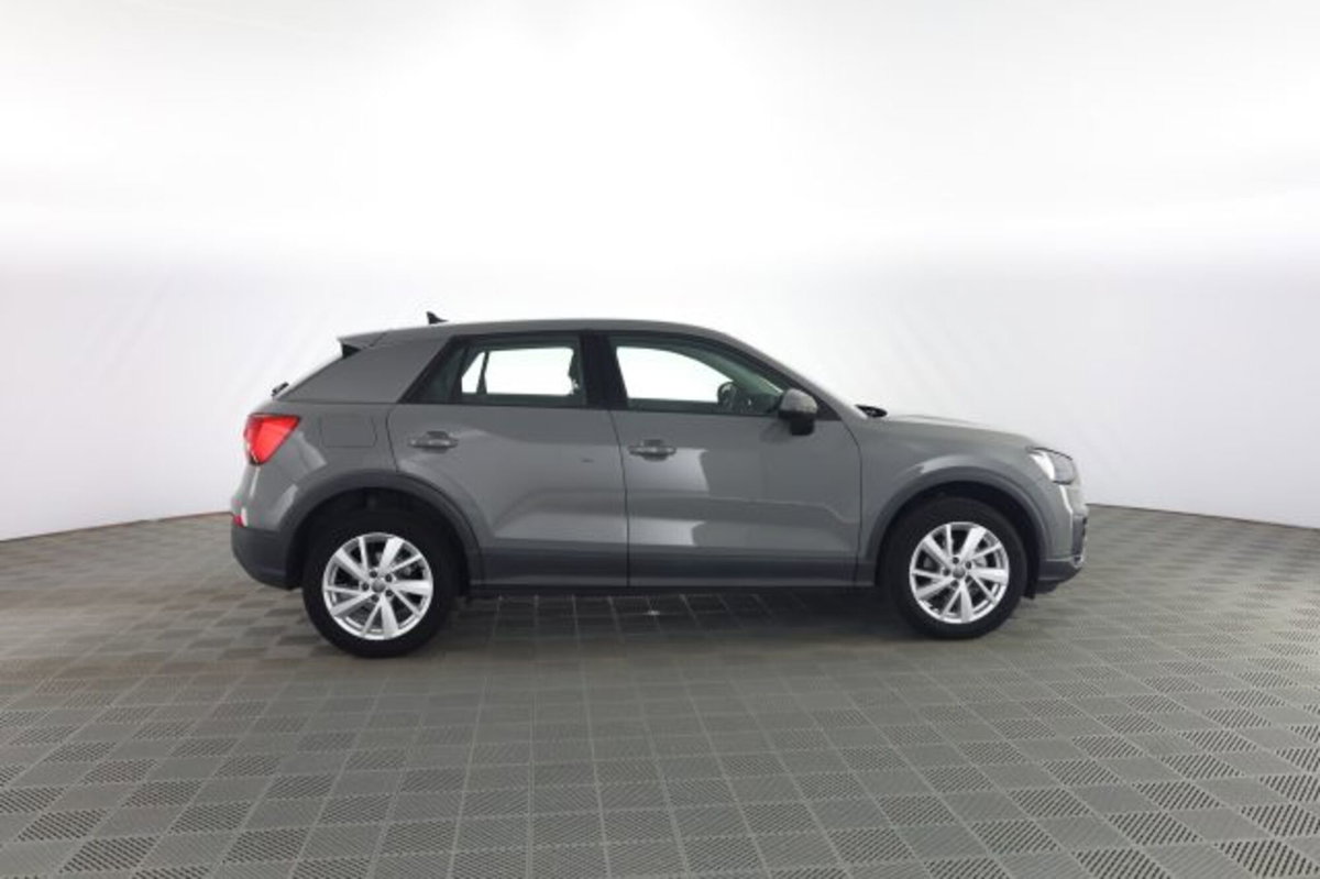 Audi Q2 Q2 30 TDI Business (3)