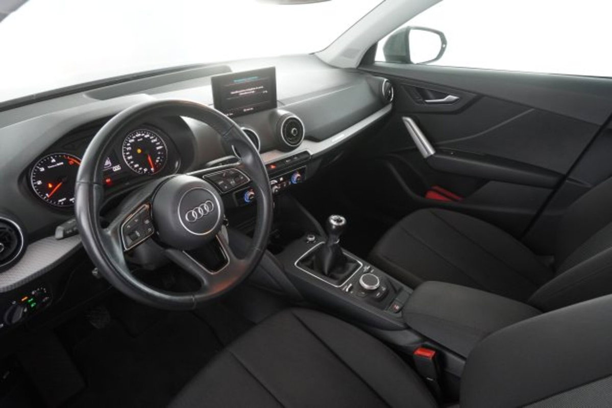 Audi Q2 Q2 30 TDI Business (9)