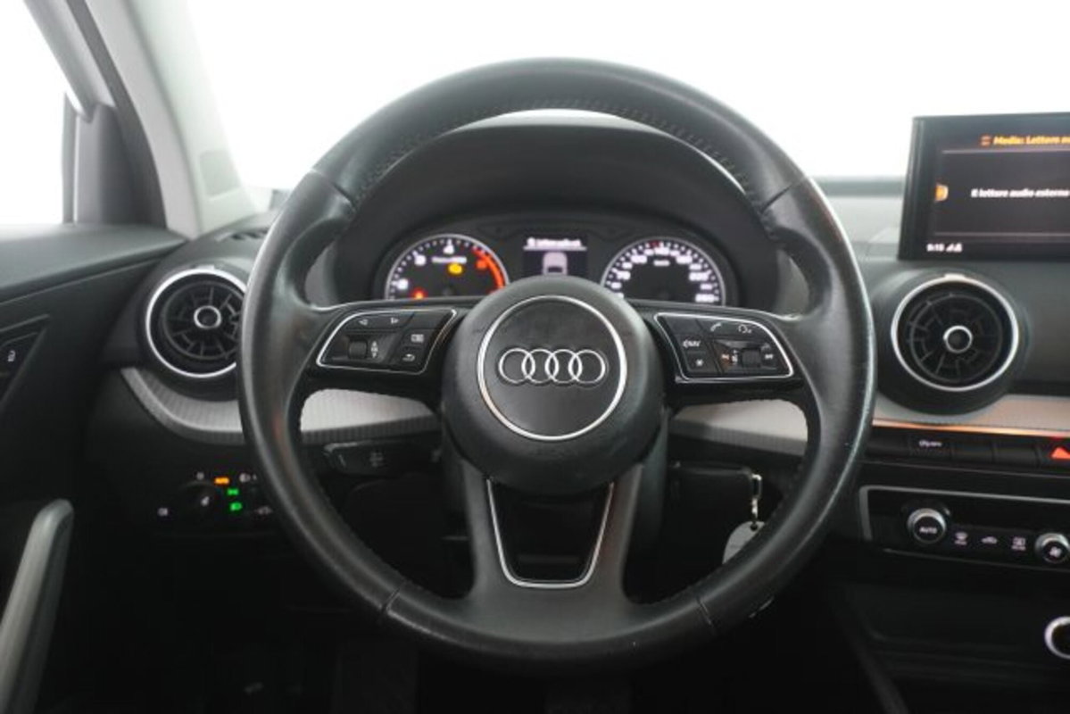 Audi Q2 Q2 30 TDI S tronic Business (12)