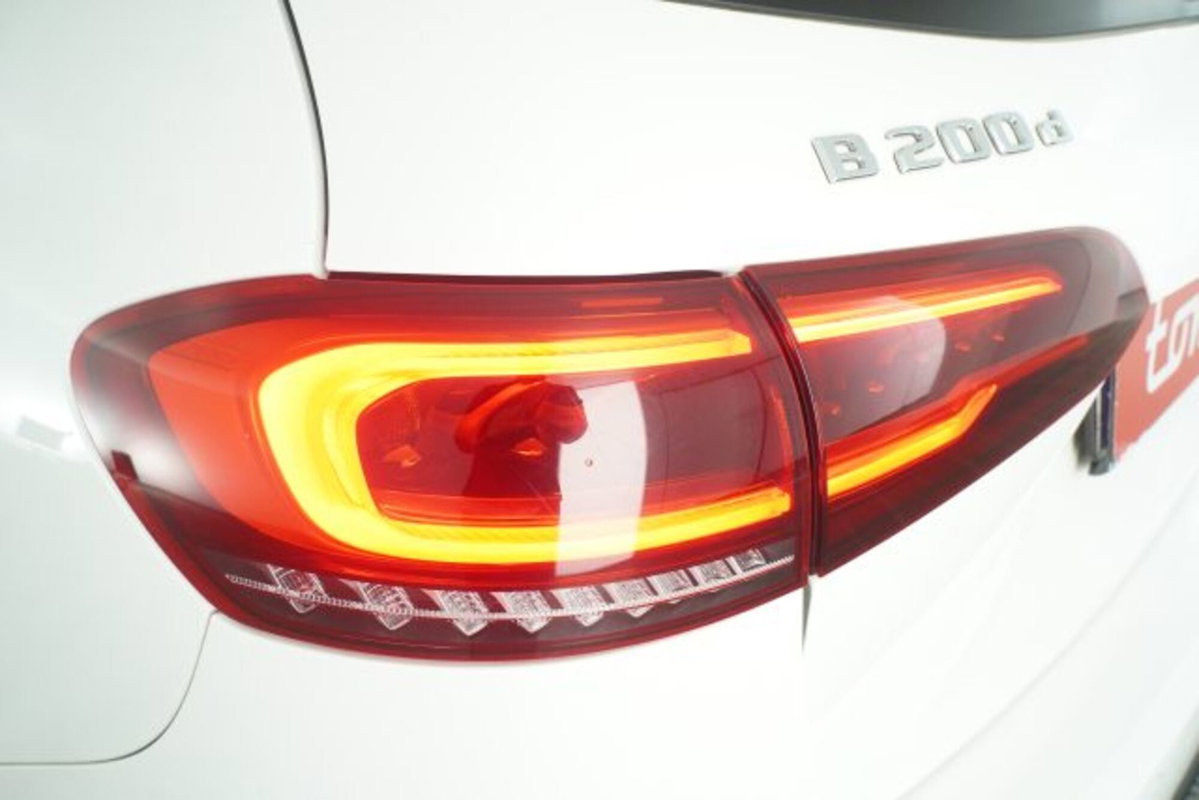 Mercedes-Benz CLA 200 d Sport (17)