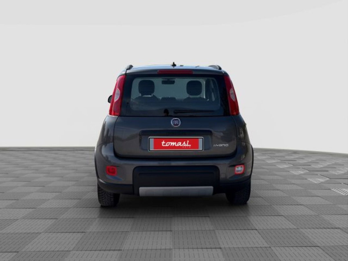 Fiat Panda 1.0 FireFly S&S Hybrid City Cross (4)
