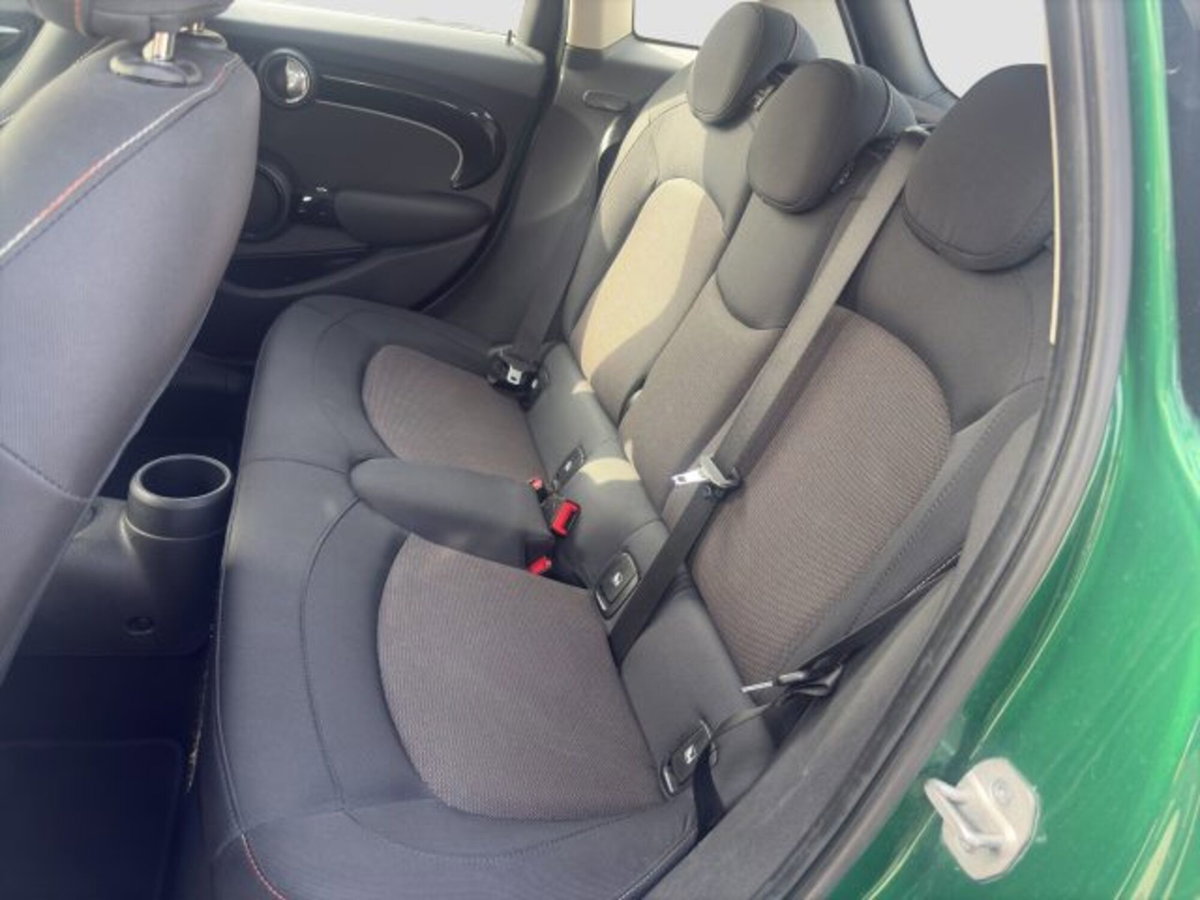 MINI Mini 1.5 Cooper Classic 5 porte (10)