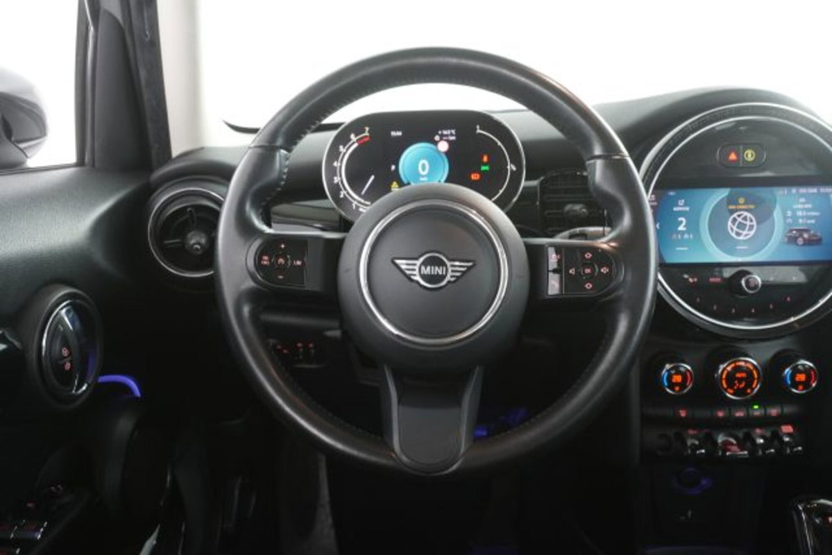 MINI Mini 1.5 Cooper Classic 5 porte (13)