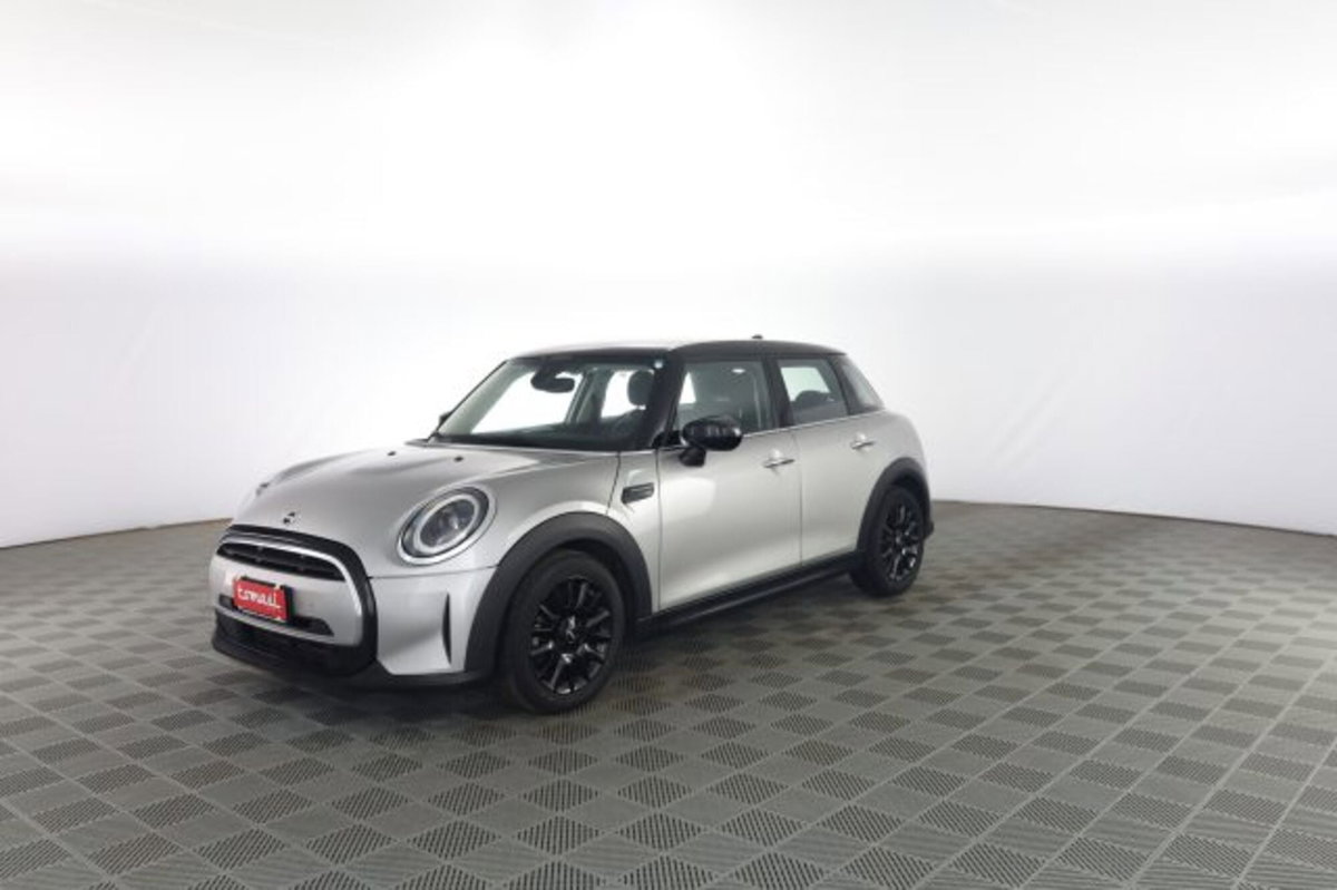 MINI Mini 1.5 Cooper Classic 5 porte (8)
