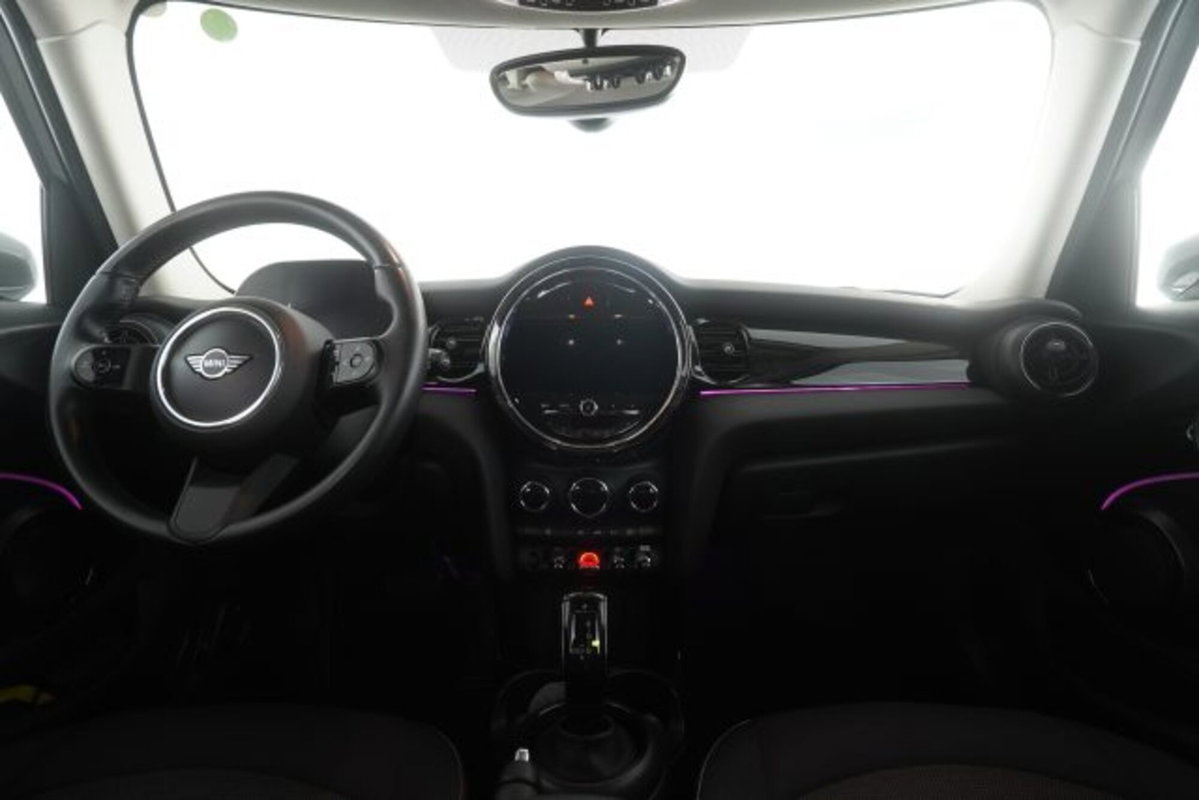 MINI Mini 1.5 Cooper Essential 5 porte (12)