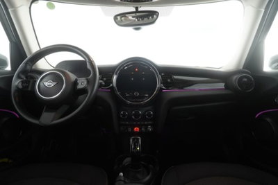 MINI Mini 1.5 Cooper Essential 5 porte (12)