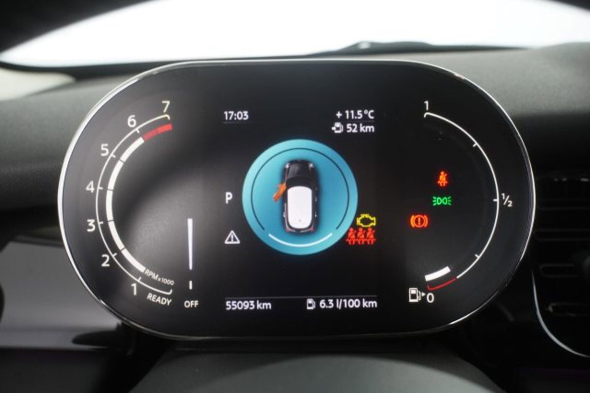 MINI Mini 1.5 Cooper Essential 5 porte (14)