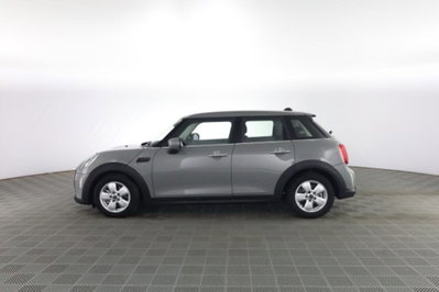 MINI Mini 1.5 Cooper Essential 5 porte (7)