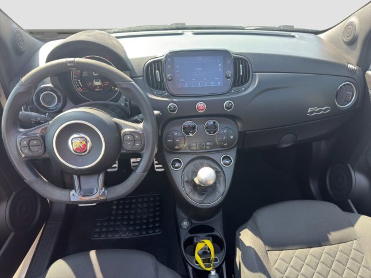 Abarth 695 Cabrio 695 C 1.4 Turbo T-Jet Rivale (11)