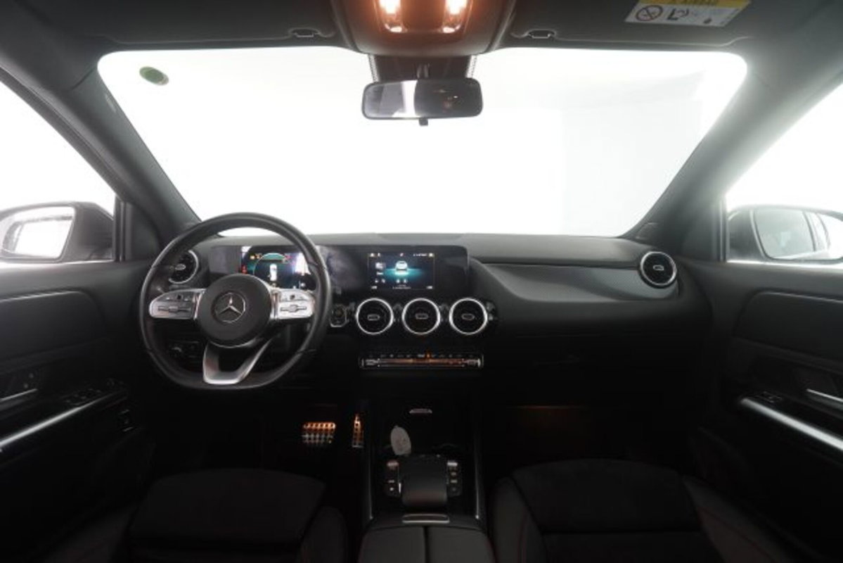 Mercedes-Benz CLA Shooting Brake 180 d Automatic Shooting Brake Premium (11)