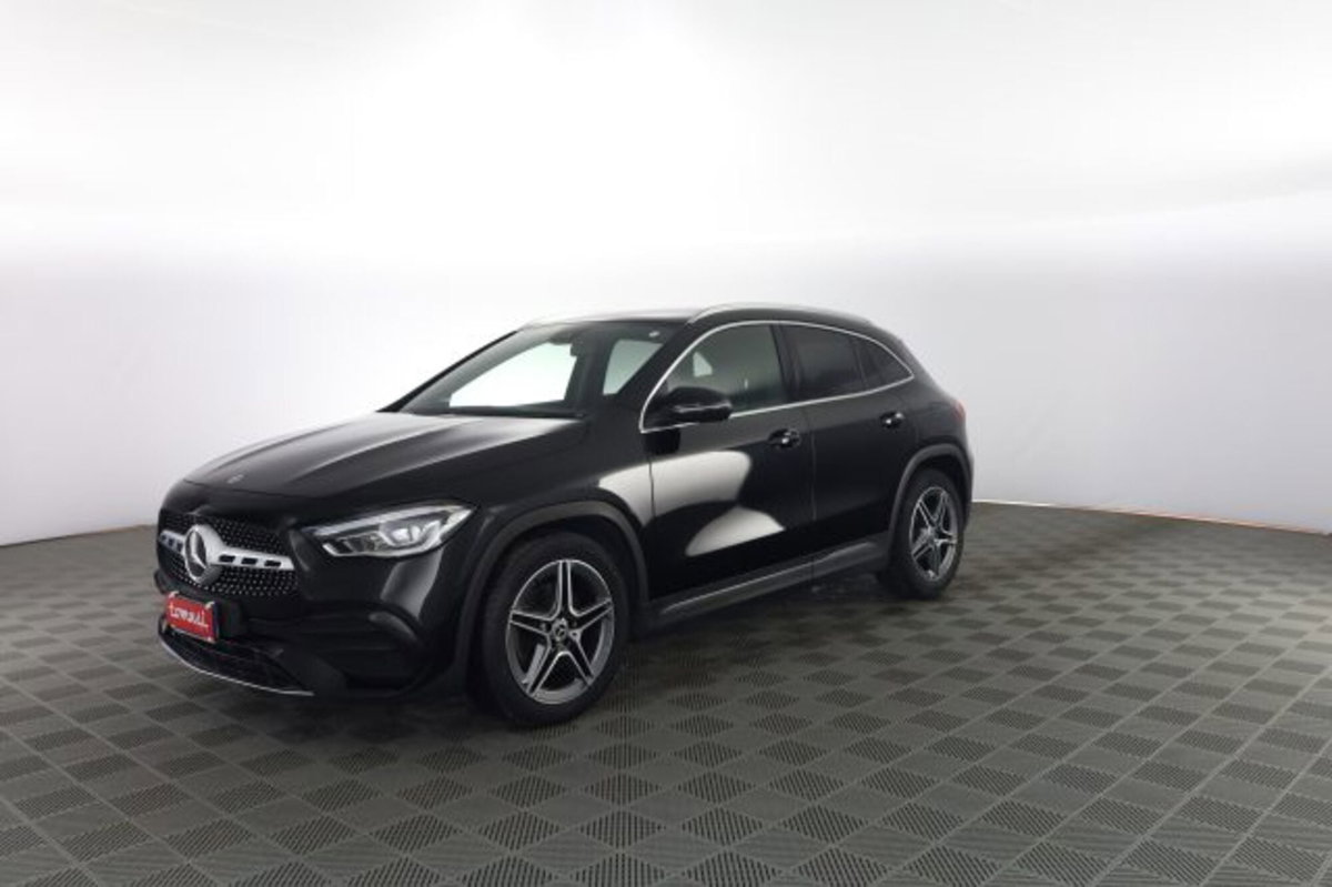 Mercedes-Benz CLA Shooting Brake 180 d Automatic Shooting Brake Premium (8)