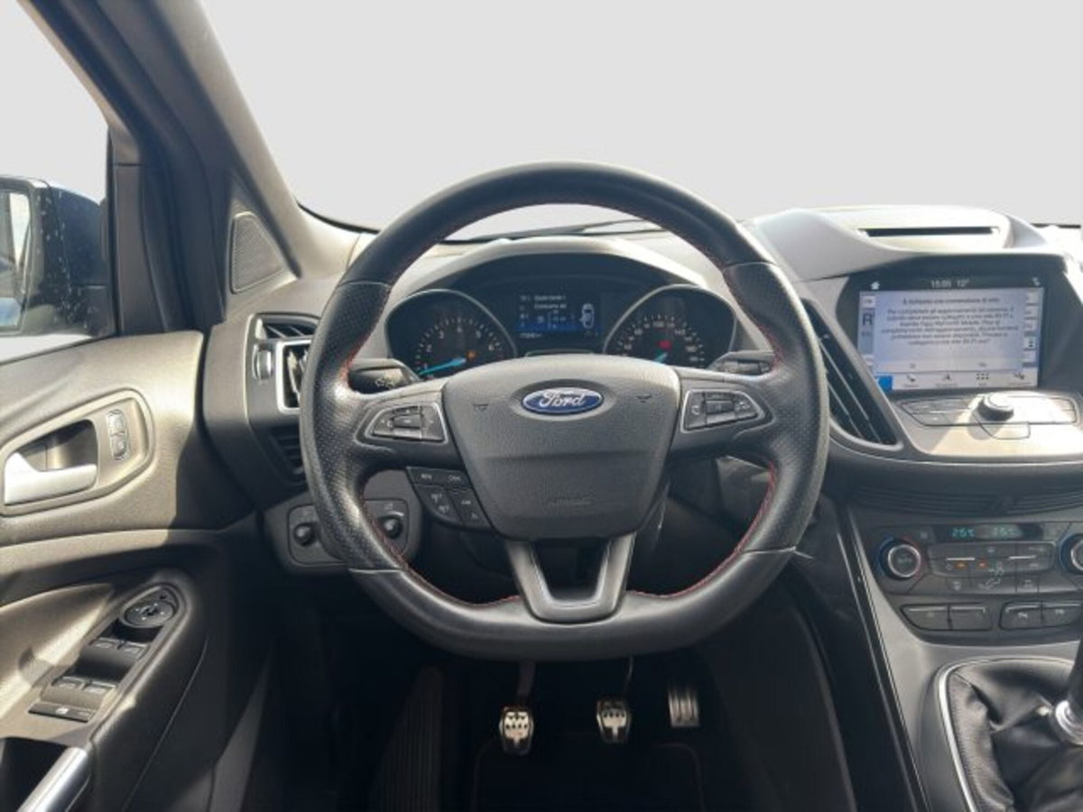 Ford Kuga 1.5 EcoBoost 120 CV S&S 2WD ST-Line (12)