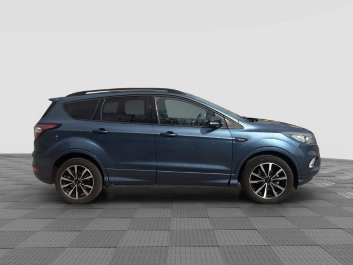 Ford Kuga 1.5 EcoBoost 120 CV S&S 2WD ST-Line (6)