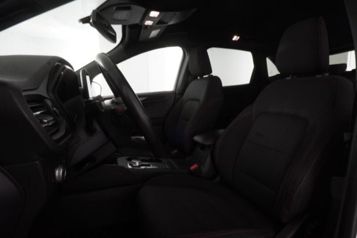 Ford Kuga 1.5 EcoBlue 120 CV 2WD ST-Line (2)