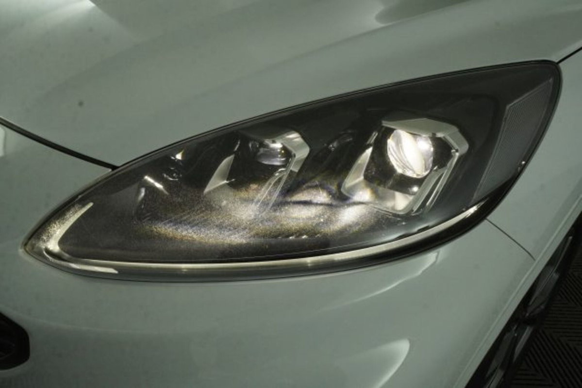 Ford Kuga 1.5 EcoBlue 120 CV 2WD ST-Line (9)