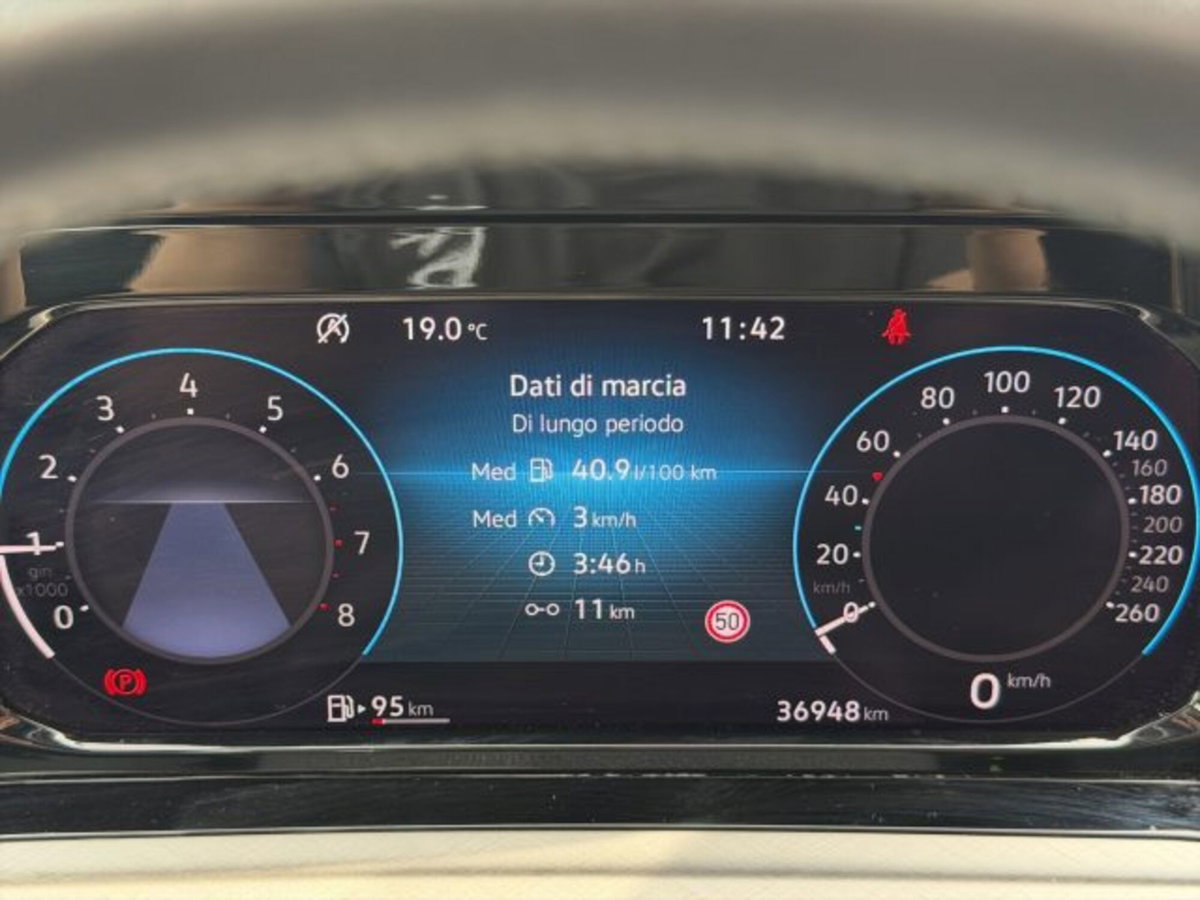 Volkswagen Golf 1.0 TSI EVO Life (15)