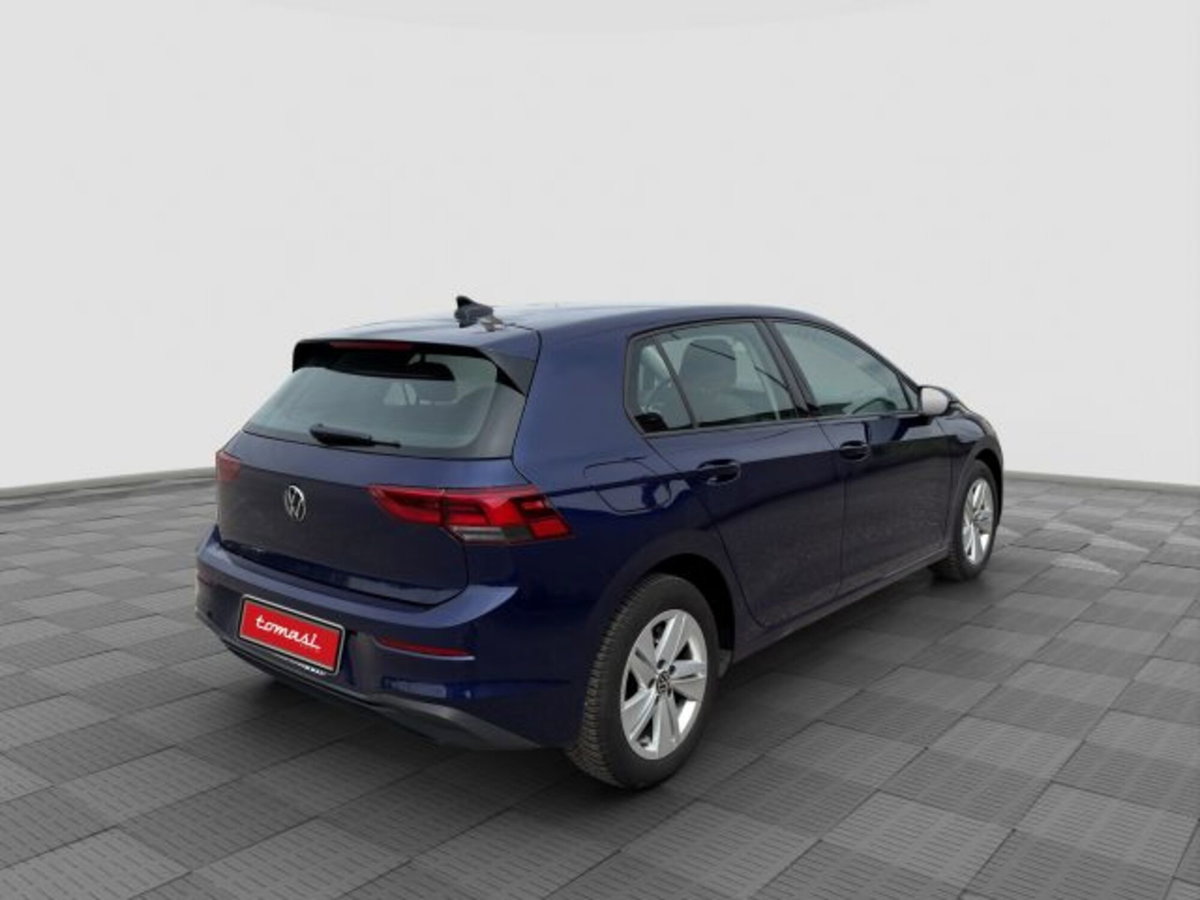Volkswagen Golf 1.0 TSI EVO Life (5)