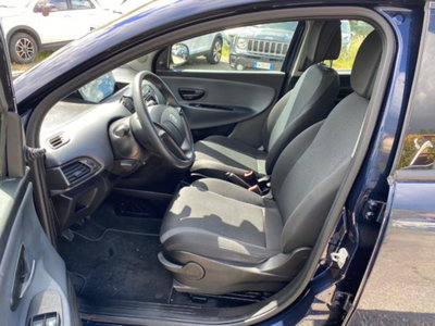 Lancia Ypsilon 1.2 69 CV 5 porte Silver (5)