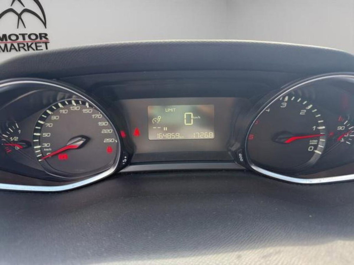 Peugeot 308 SW BlueHDi 100 S&S Business (11)