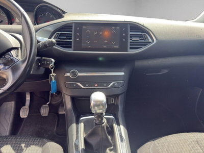 Peugeot 308 SW BlueHDi 100 S&S Business (13)