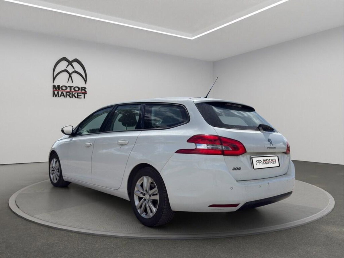 Peugeot 308 SW BlueHDi 100 S&S Business (8)