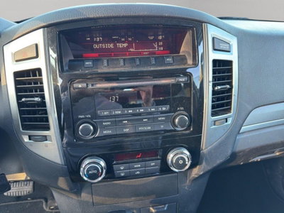 Mitsubishi Pajero 3.2 DI-D 16V aut. 3p. Tender DPF (12)