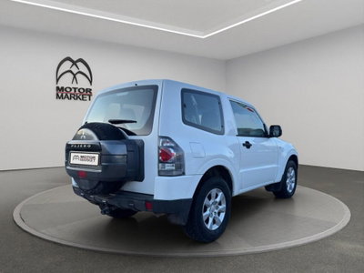 Mitsubishi Pajero 3.2 DI-D 16V aut. 3p. Tender DPF (7)