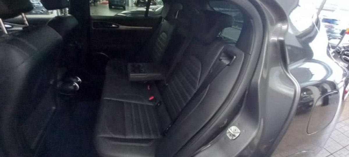 Alfa Romeo Stelvio Stelvio 2.2 Turbodiesel 210 CV AT8 Q4 Veloce (9)