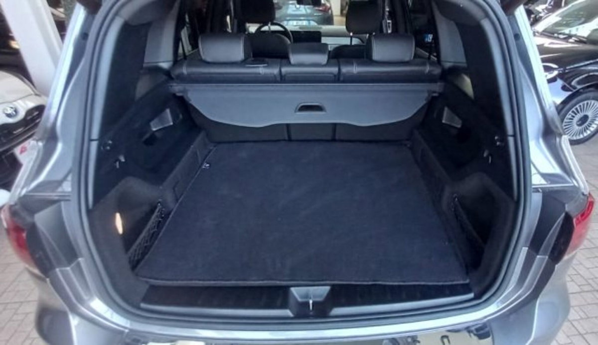 Mercedes-Benz GLB 200 d Business Extra auto 7p.ti (6)