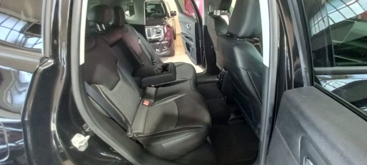 Jeep Compass 1.6 Multijet II 2WD Limited (10)